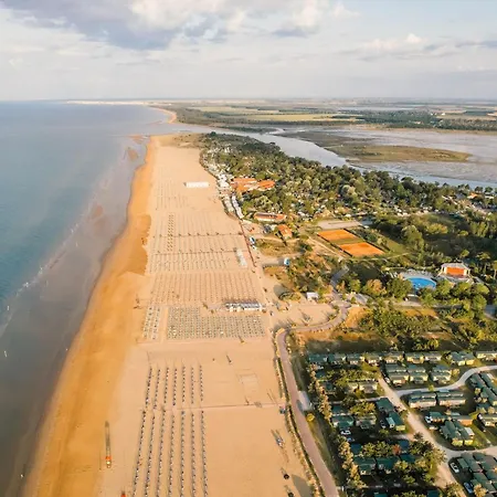 Apartman Comfy Flat 200 M From The Beach-beahost Bibione