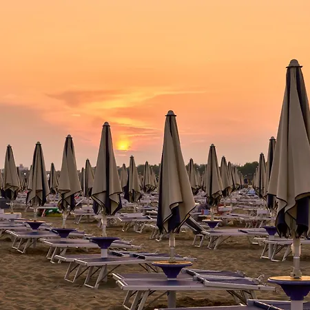 Comfy Flat 200mt From The Beach-beahost *